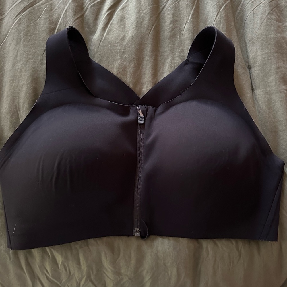 Lululemon bra